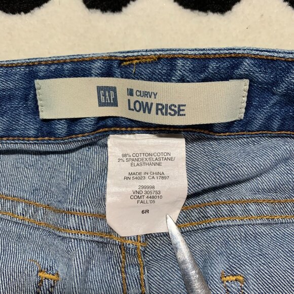 Vintage Y2K Gap I'm Curvy Low Rise Bootcut Medium Wash Denim Flare Jeans - Picture 6 of 13